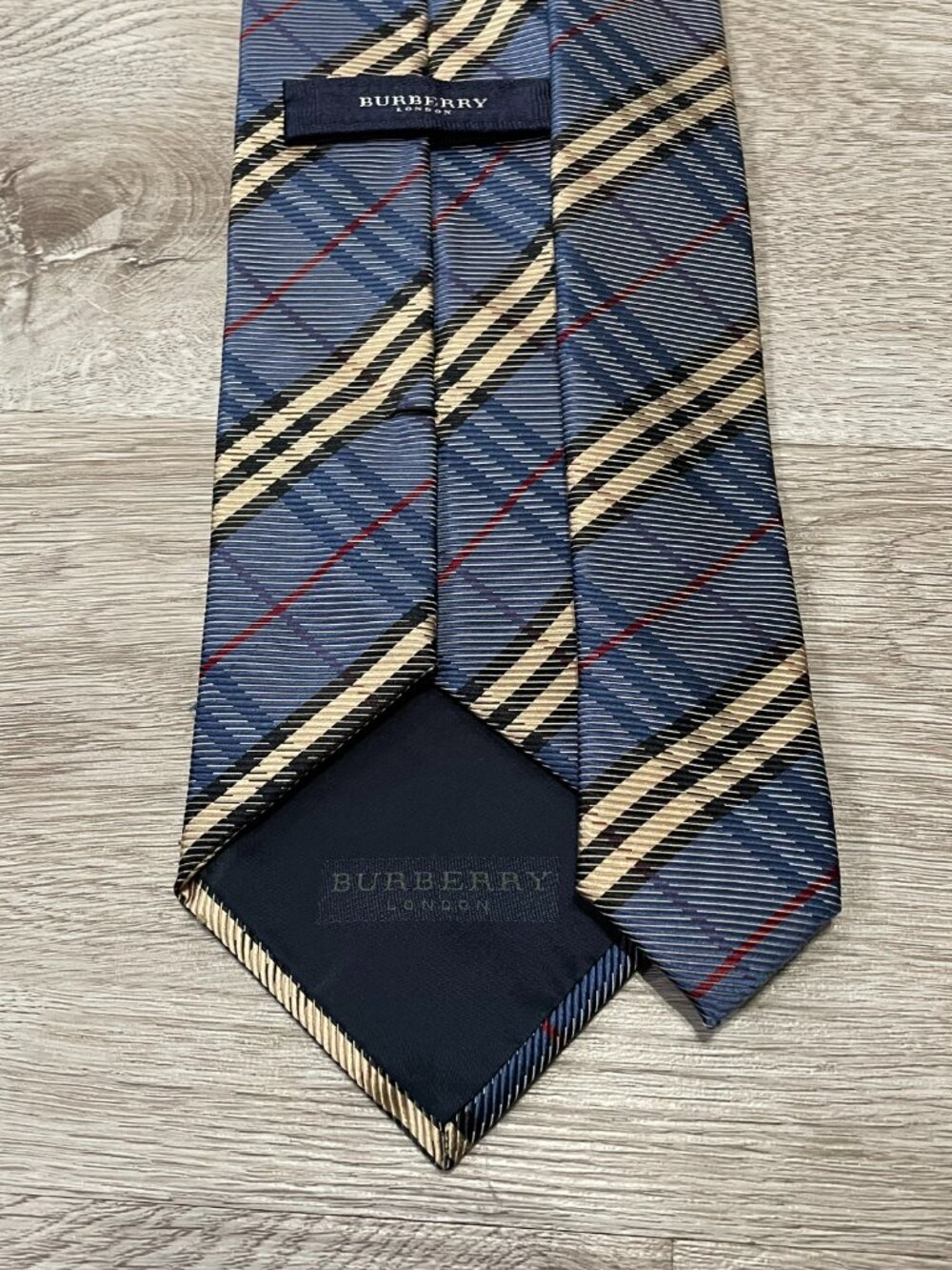 Burberry Blue Motif Silk Tie - Picture 4 of 9
